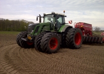 Fendt 826 / Lindenberger